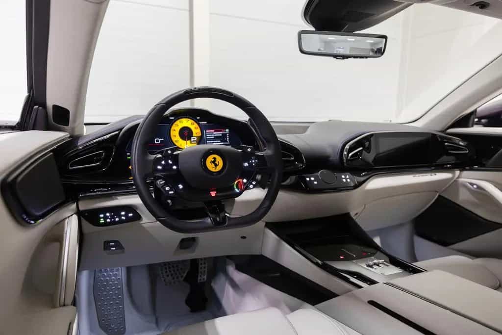 Ferrari Purosangue 04/2025-photo-16