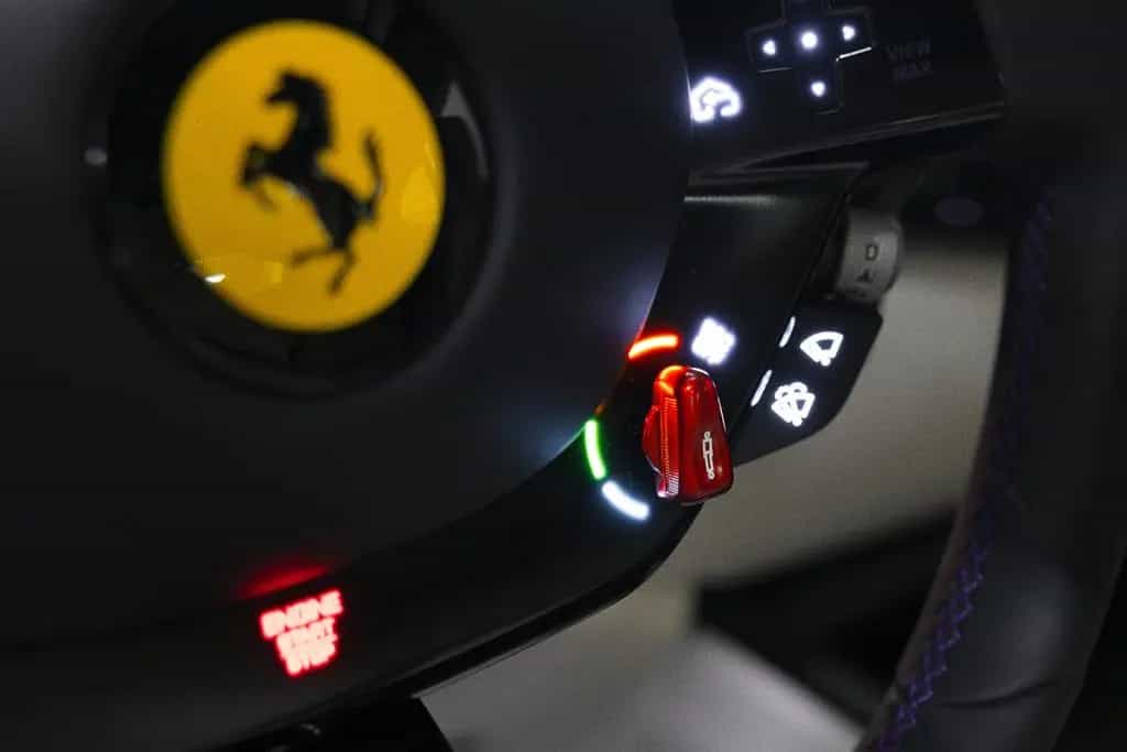Ferrari Purosangue 04/2025-photo-17