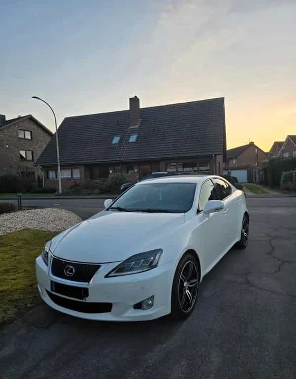 Lexus IS220d Sport Line 11/2008-photo-0