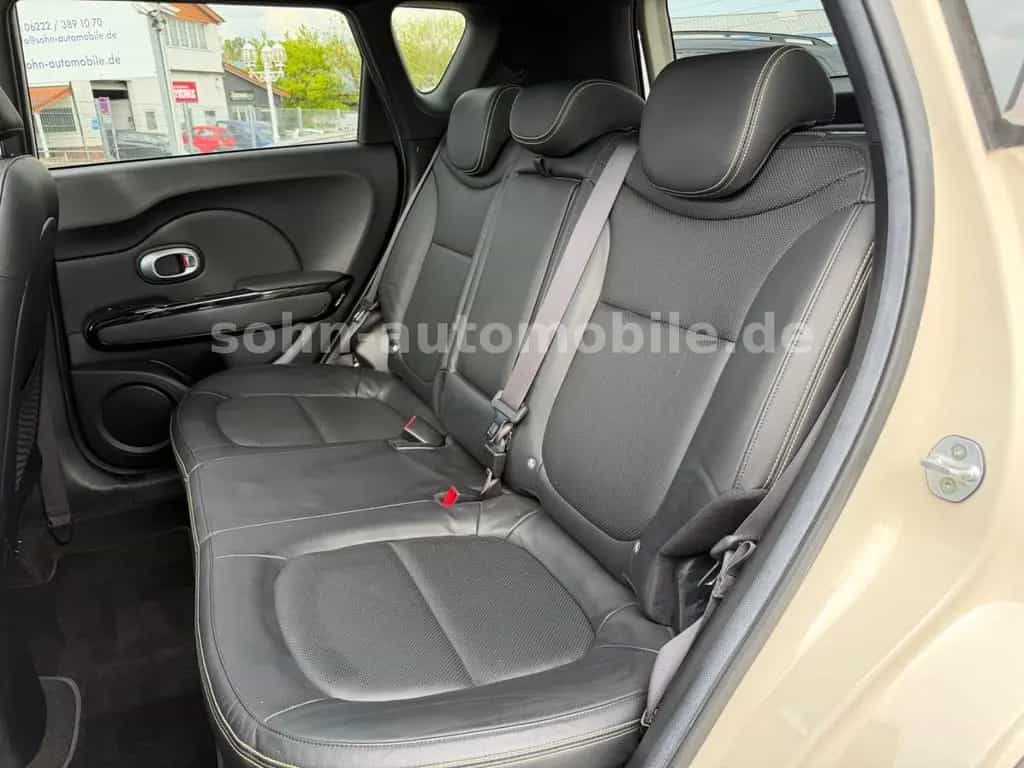 Kia Soul Spirit 1.Hand/Scheckheft/Pano/Sitzkli/Leder 02/2015-photo-28