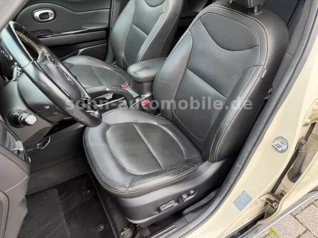 Kia Soul Spirit 1.Hand/Scheckheft/Pano/Sitzkli/Leder 02/2015-photo-31