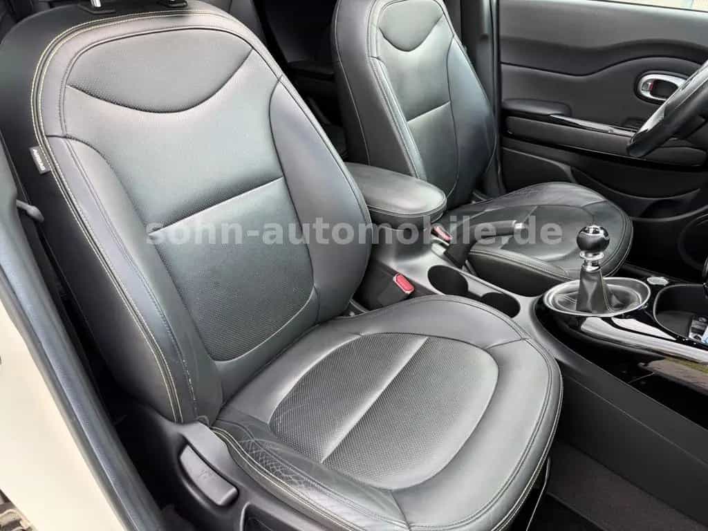 Kia Soul Spirit 1.Hand/Scheckheft/Pano/Sitzkli/Leder 02/2015-photo-33