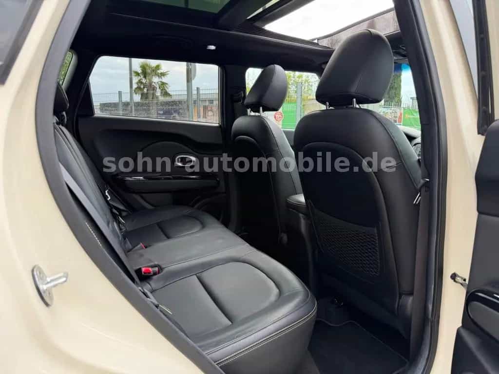 Kia Soul Spirit 1.Hand/Scheckheft/Pano/Sitzkli/Leder 02/2015-photo-36