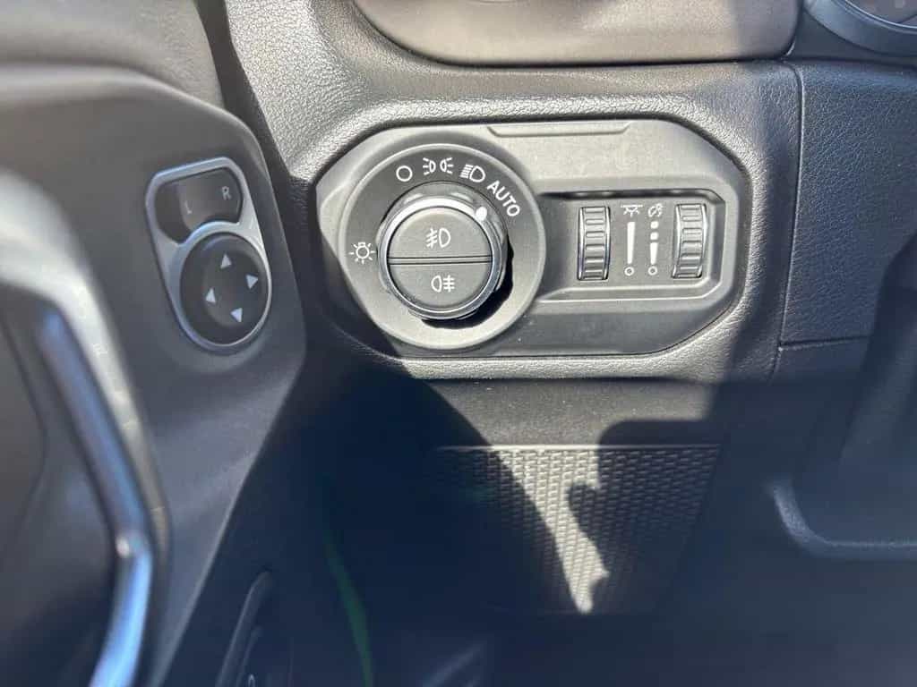 Jeep Wrangler 2.2CRDi Rubicon LEDER KAMERA TRITTBRETT 09/2018-photo-18