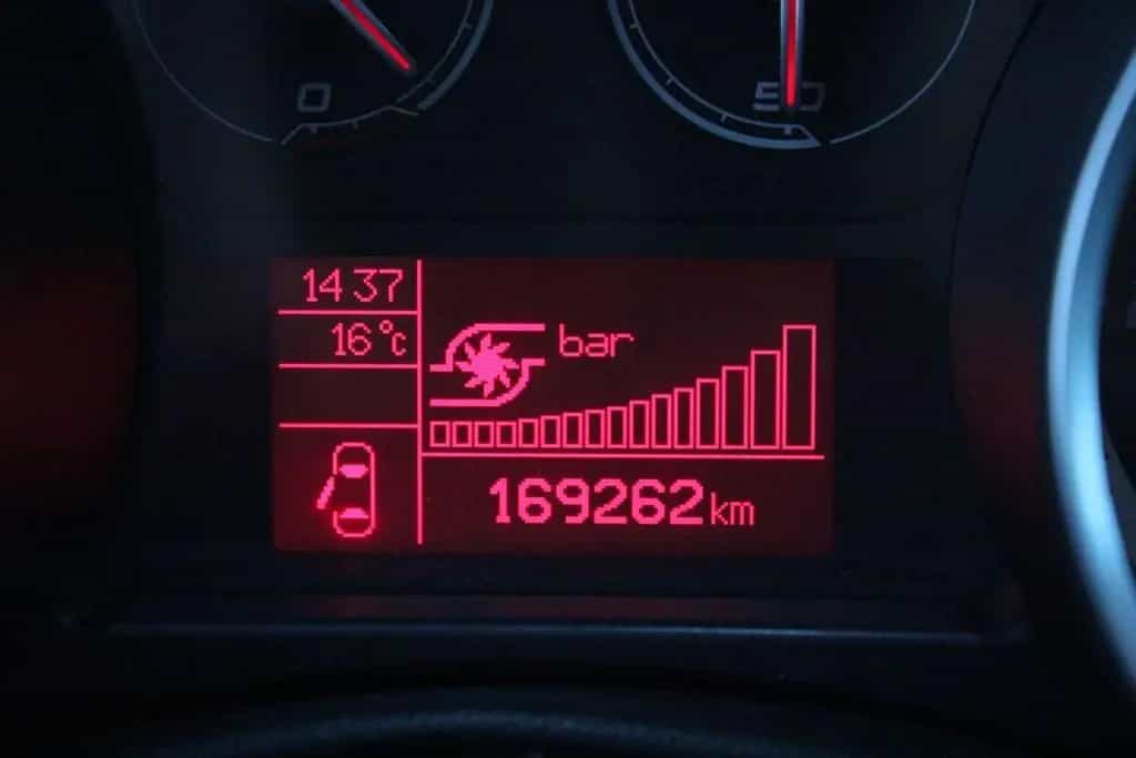 Alfa Romeo Giulietta ROMEO - Giulietta - 1.6 JTDm-2 105 CV Disti 01/2014-photo-10