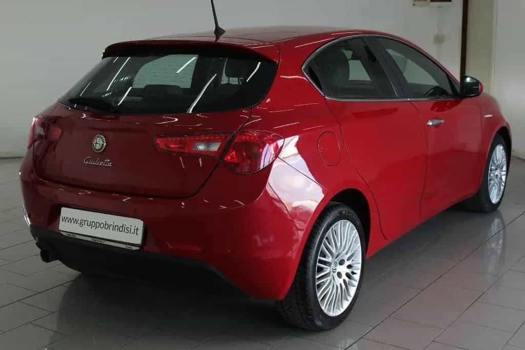 Alfa Romeo Giulietta ROMEO - Giulietta - 1.6 JTDm-2 105 CV Disti 01/2014-photo-3