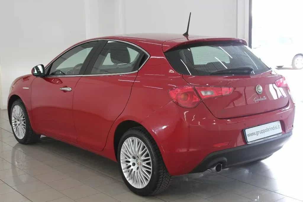 Alfa Romeo Giulietta ROMEO - Giulietta - 1.6 JTDm-2 105 CV Disti 01/2014-photo-5