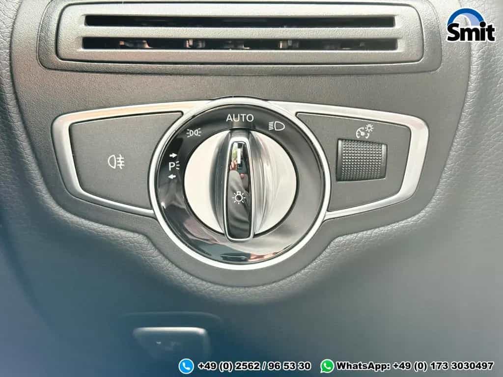 Mercedes-Benz C-Class Cabrio *AIRSCARF*NAVI*LEDER*LED*TOTWINKEL 09/2017-photo-23