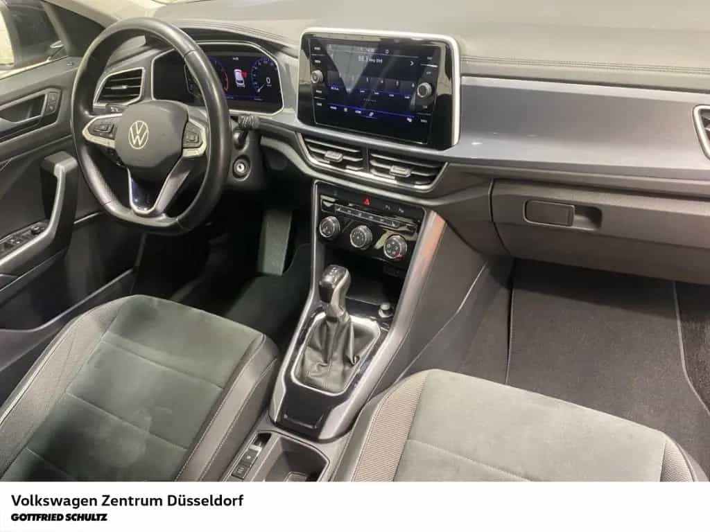 Volkswagen T-Roc Style 1.5 DSG AHK Kamera LED Alu 04/2022-photo-12