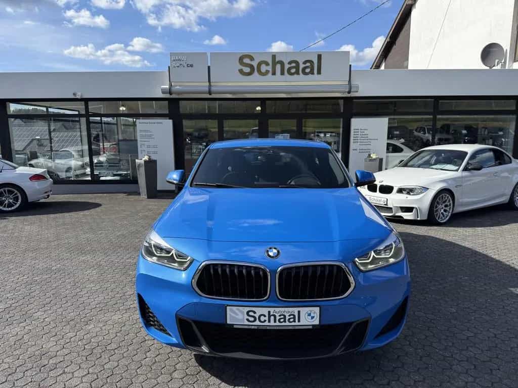 BMW X2 sDrive18d M Sportpaket NAVI AHK ACC LED RFK 10/2020-photo-1