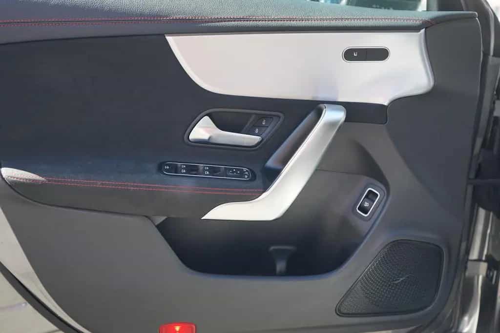 Mercedes-Benz CLA 200 SB AMG Line LED High Performance Rückfah 06/2020-photo-23