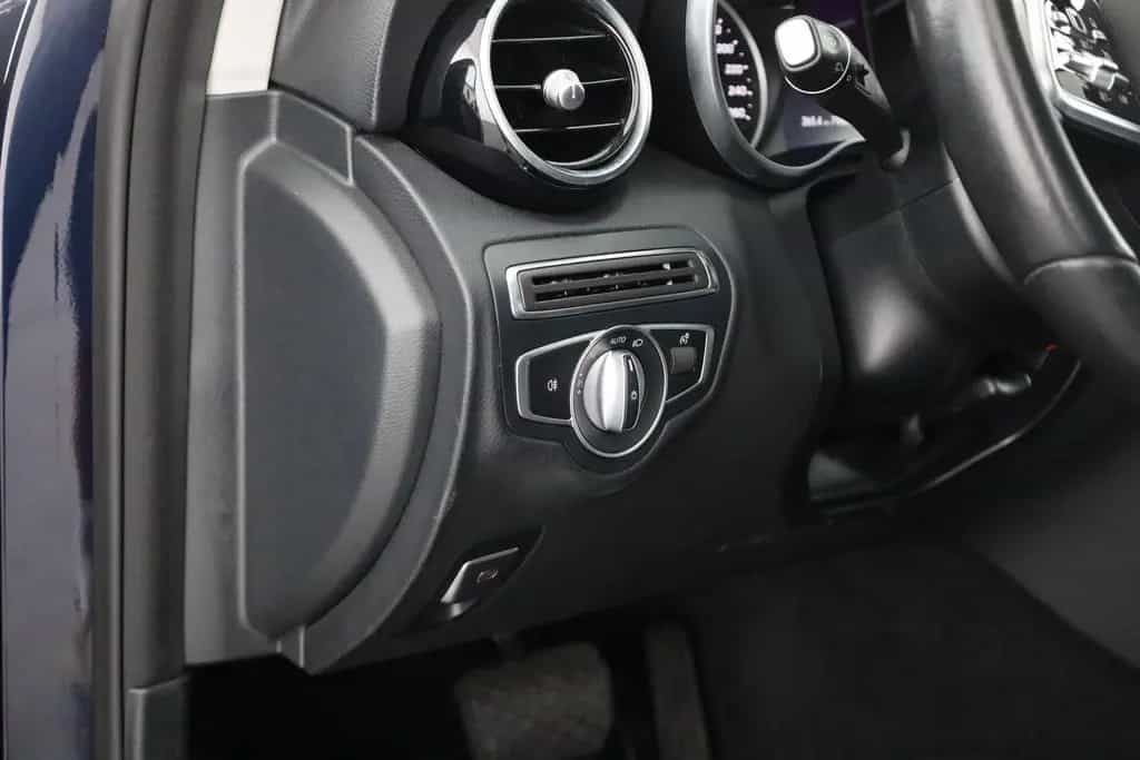 Mercedes-Benz C-Class T-Modell Aut. LED Navi Kamera AHK DAB 07/2019-photo-19