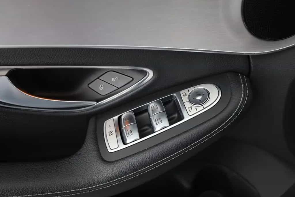 Mercedes-Benz C-Class T-Modell Aut. LED Navi Kamera AHK DAB 07/2019-photo-20