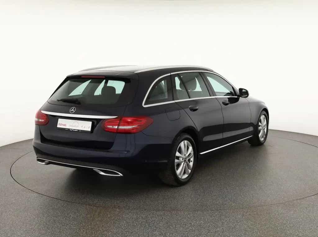 Mercedes-Benz C-Class T-Modell Aut. LED Navi Kamera AHK DAB 07/2019-photo-4