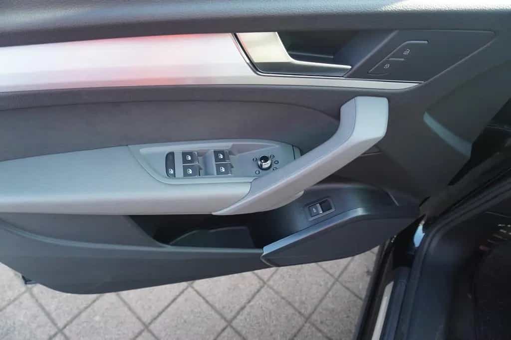 Audi Q5 S-Line 40 TDI quattro s-tronic LED ACC Kamera 03/2023-photo-19