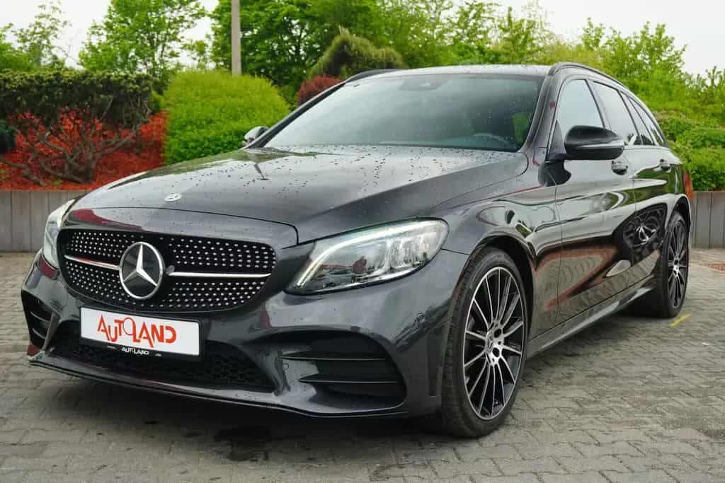 Mercedes-Benz C 300 C300 d T AMG Line LED Navi Sitzheizung PDC AHK 01/2020-photo-1