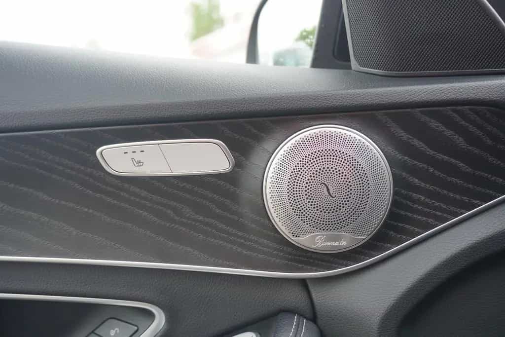 Mercedes-Benz C 300 C300 d T AMG Line LED Navi Sitzheizung PDC AHK 01/2020-photo-34