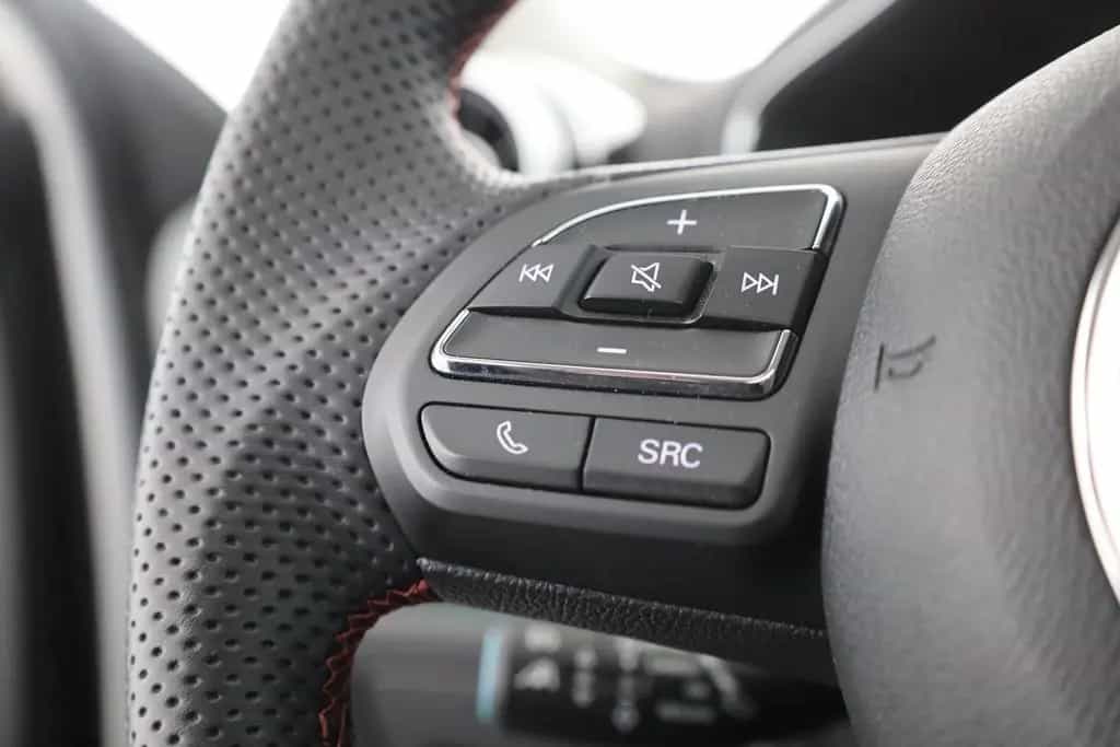 MG HS 1.5 T-GDI Luxury Aut. LED ACC Navi 360° Pano 12/2023-photo-14