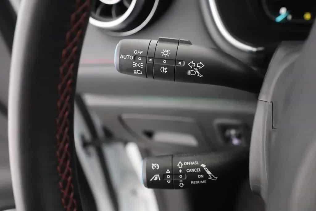 MG HS 1.5 T-GDI Luxury Aut. LED ACC Navi 360° Pano 12/2023-photo-16