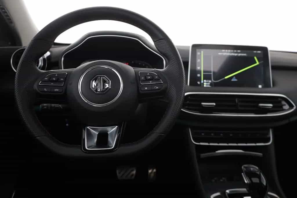 MG HS 1.5 T-GDI Luxury Aut. LED ACC Navi 360° Pano 12/2023-photo-9
