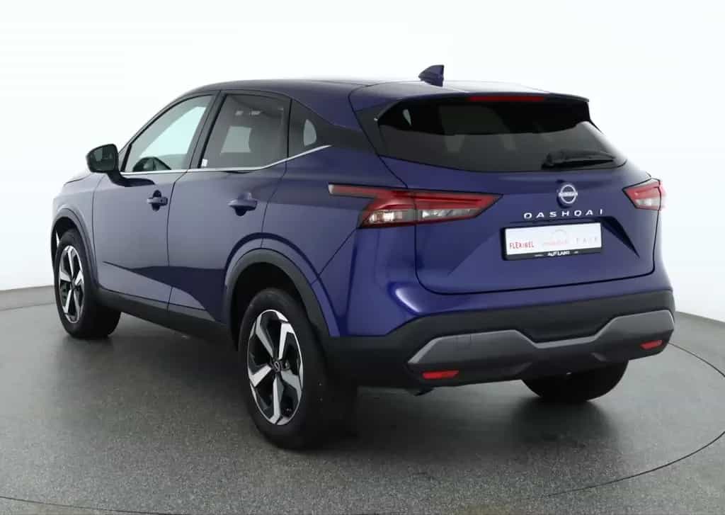 Nissan Qashqai N-Connecta 1.3 Dig-T Aut. LED ACC Navi 3 05/2024-photo-2