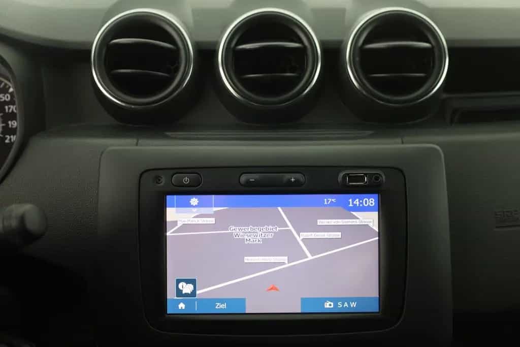 Dacia Duster II 1.2 Prestige Kamera Navi Sitzheizung 08/2018-photo-10