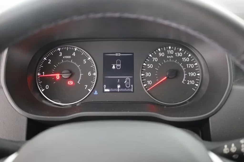 Dacia Duster II 1.2 Prestige Kamera Navi Sitzheizung 08/2018-photo-16