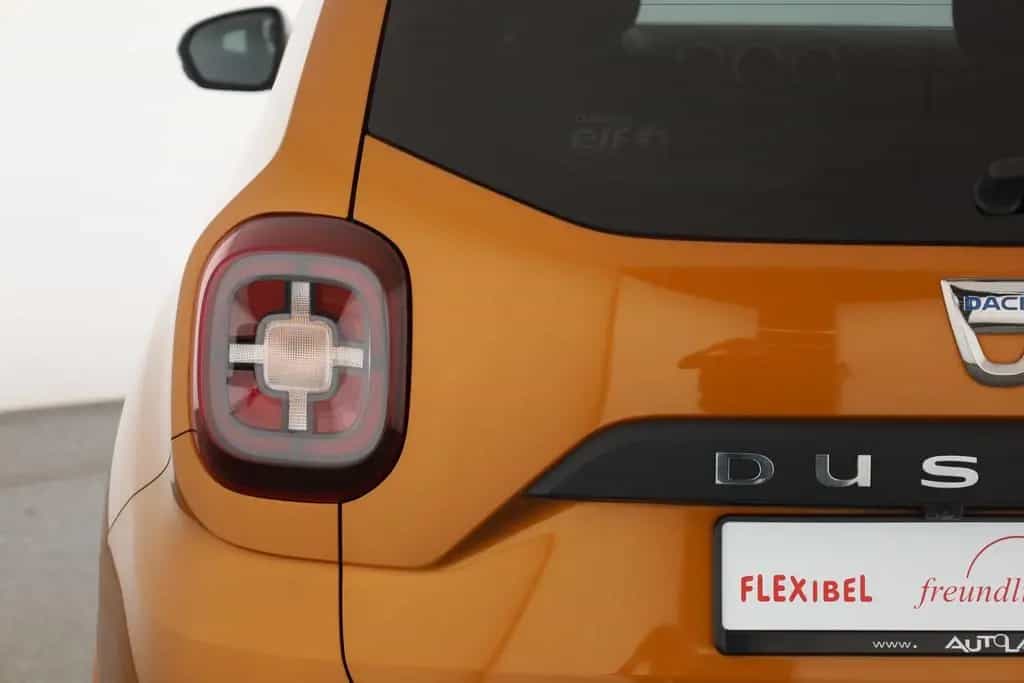 Dacia Duster II 1.2 Prestige Kamera Navi Sitzheizung 08/2018-photo-28