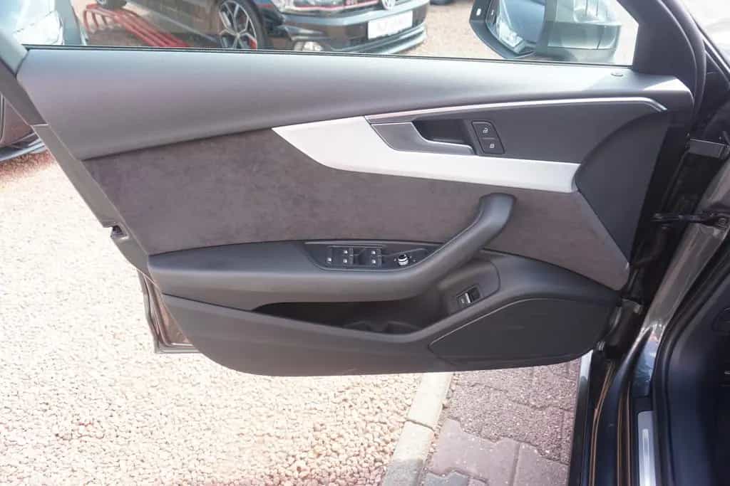 Audi A4 Avant 2.0 TFSI quattro S-Line LED Navi ACC 05/2016-photo-31