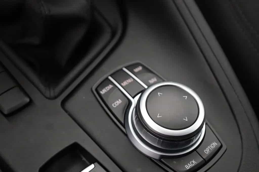 BMW X1 18d sDrive LED Navi Sitzheizung Tempomat PDC 11/2021-photo-14