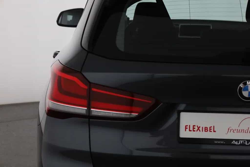 BMW X1 18d sDrive LED Navi Sitzheizung Tempomat PDC 11/2021-photo-30