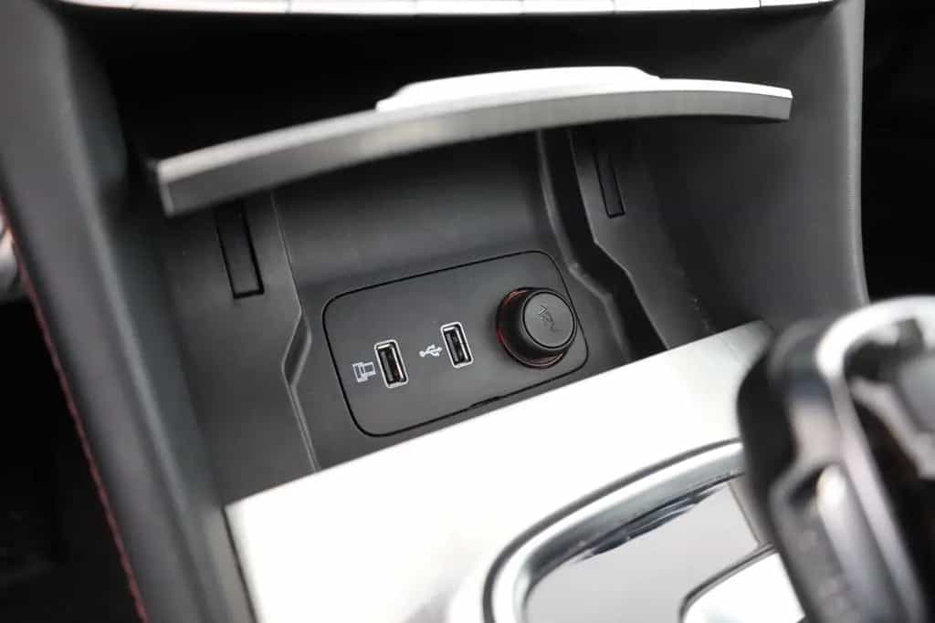 MG HS 1.5 T-GDI Luxury Aut. LED ACC Navi 360° Pano 02/2024-photo-11
