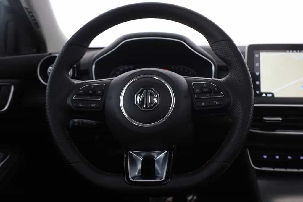 MG HS 1.5 T-GDI Luxury Aut. LED ACC Navi 360° Pano 02/2024-photo-13