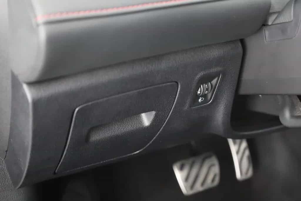 MG HS 1.5 T-GDI Luxury Aut. LED ACC Navi 360° Pano 02/2024-photo-18