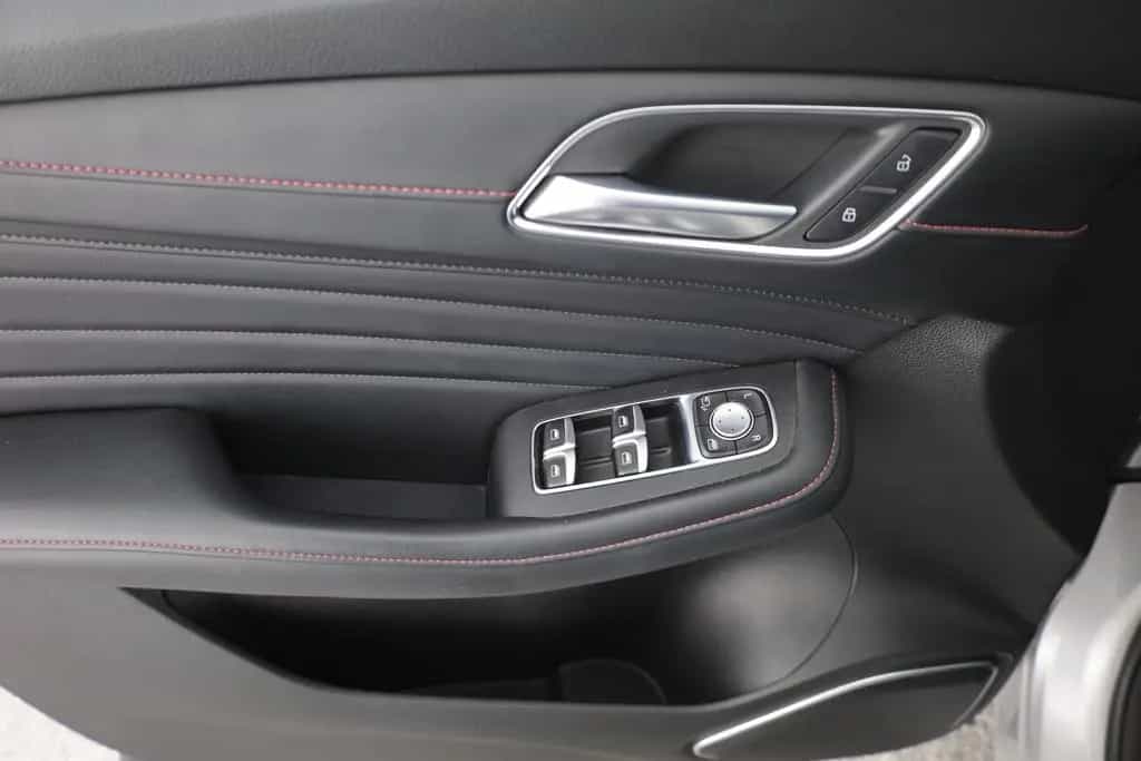 MG HS 1.5 T-GDI Luxury Aut. LED ACC Navi 360° Pano 02/2024-photo-19