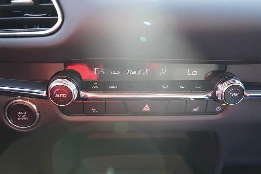 Mazda CX-30 2.0 M-Hybrid Navi 360° Bose el. Heckklappe 12/2024-photo-16