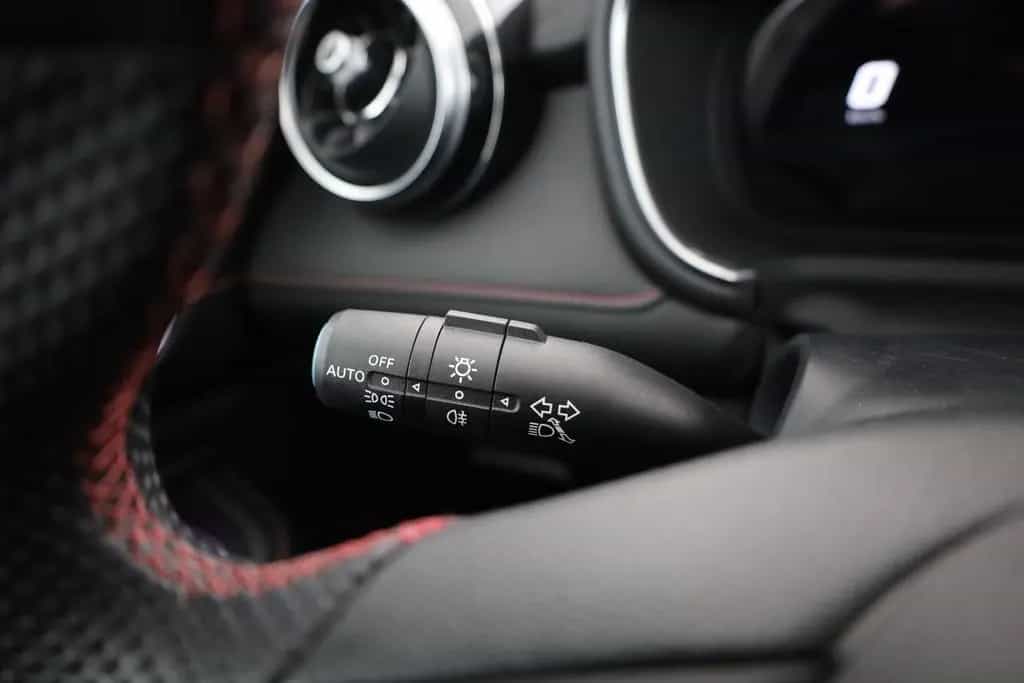 MG HS 1.5 T-GDI Luxury Aut. LED ACC Navi 360° Pano 12/2023-photo-17