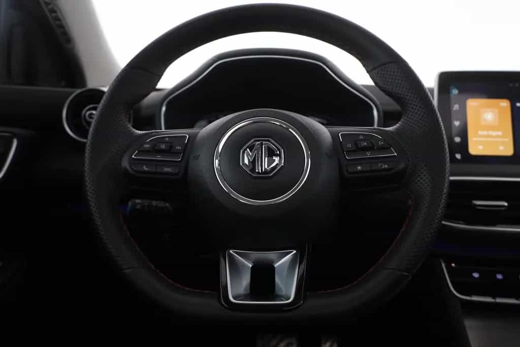 MG HS 1.5 T-GDI Luxury Aut. LED ACC Navi 360° Pano 12/2023-photo-13