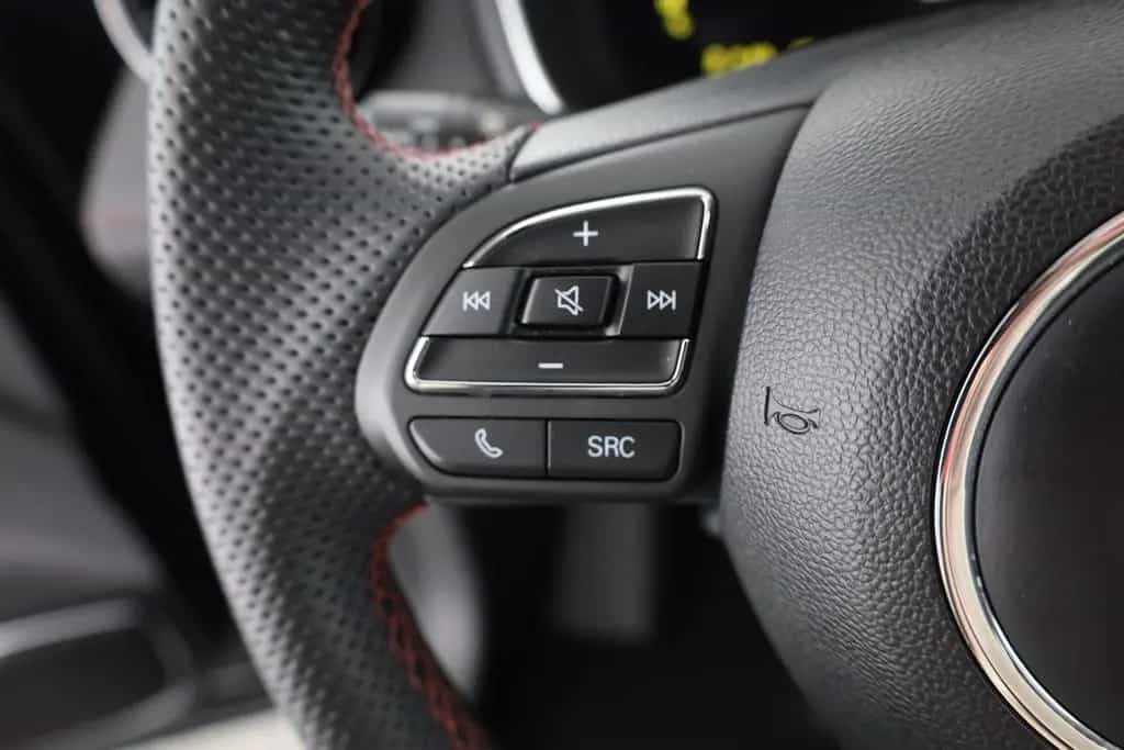 MG HS 1.5 T-GDI Luxury Aut. LED ACC Navi 360° Pano 12/2023-photo-14