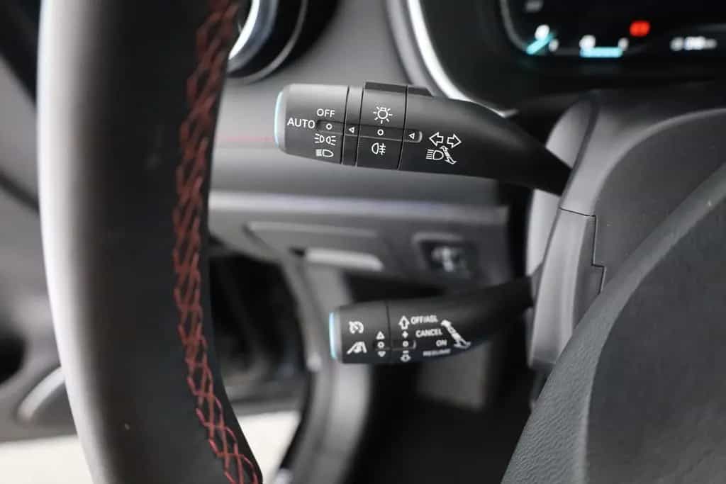 MG HS 1.5 T-GDI Luxury Aut. LED ACC Navi 360° Pano 12/2023-photo-16
