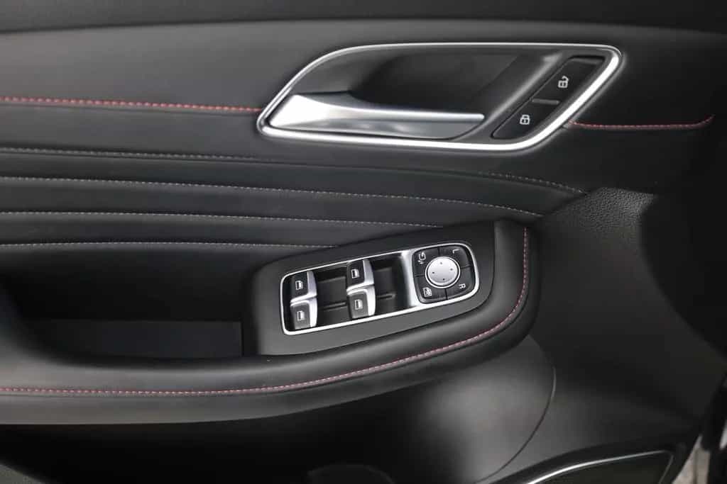 MG HS 1.5 T-GDI Luxury Aut. LED ACC Navi 360° Pano 12/2023-photo-18