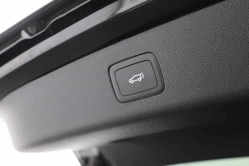 MG HS 1.5 T-GDI Luxury Aut. LED ACC Navi 360° Pano 12/2023-photo-24
