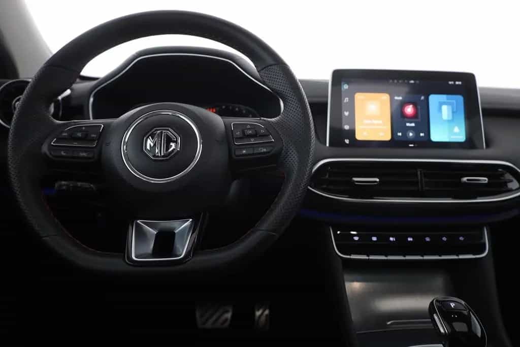 MG HS 1.5 T-GDI Luxury Aut. LED ACC Navi 360° Pano 12/2023-photo-9