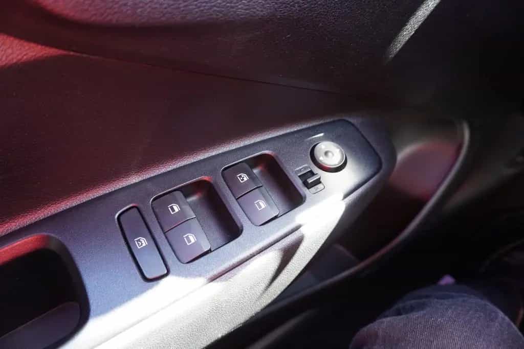 Hyundai i10 1.0 T-GDI N Line LED Navi Kamera PDC DAB 03/2021-photo-24