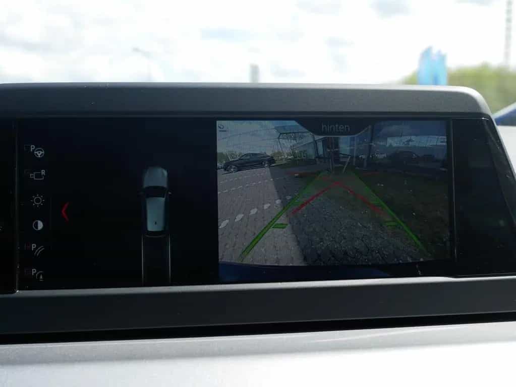 BMW 5 Series 520d Touring Navi Bus. PDC RFK 06/2019-photo-12
