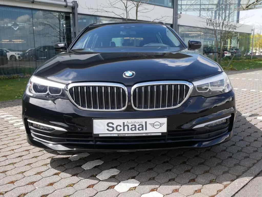 BMW 5 Series 520d Touring Navi Bus. PDC RFK 06/2019-photo-5