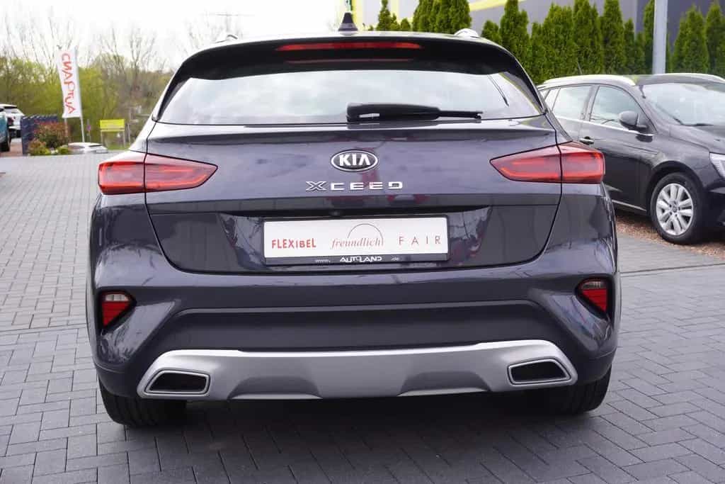 Kia XCeed 1.6 CRDi Spirit LED Navi Totwinkel Kamera 09/2019-photo-4