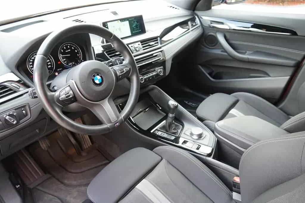 BMW X2 sDrive 18i LED Navi Head-Up PDC Sitzheizung 01/2019-photo-9