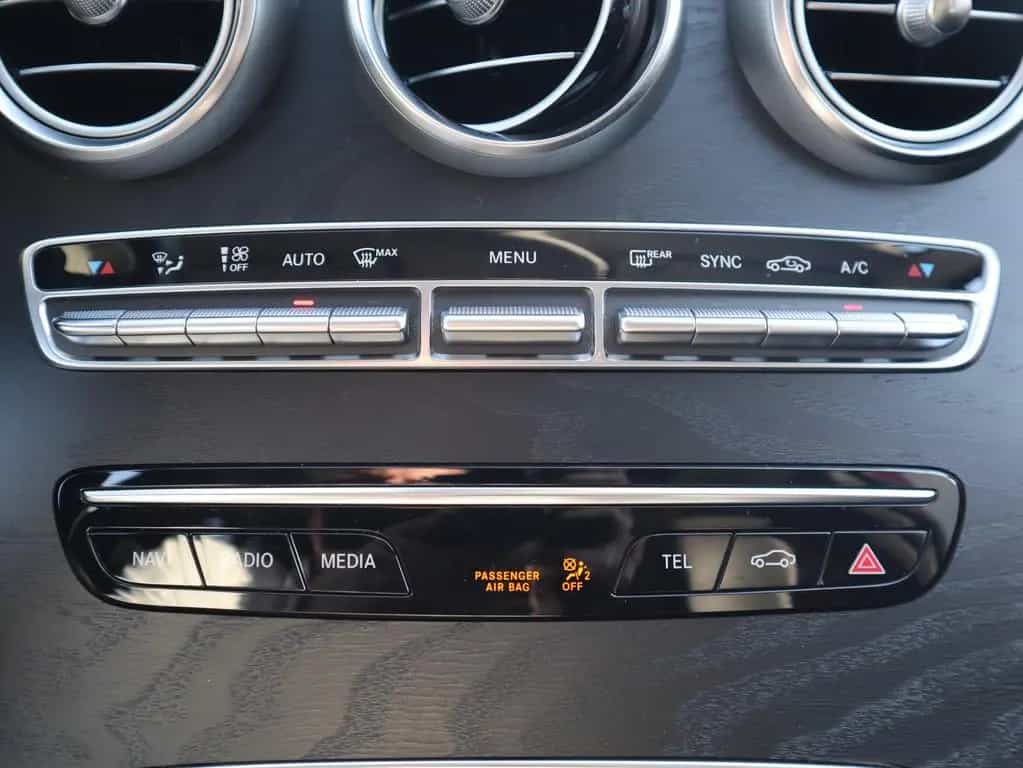 Mercedes-Benz C-Class T-Modell AMG Line LED Navi Panorama AHK 07/2018-photo-18
