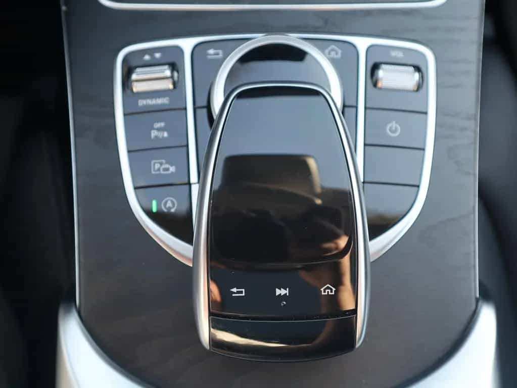 Mercedes-Benz C-Class T-Modell AMG Line LED Navi Panorama AHK 07/2018-photo-19